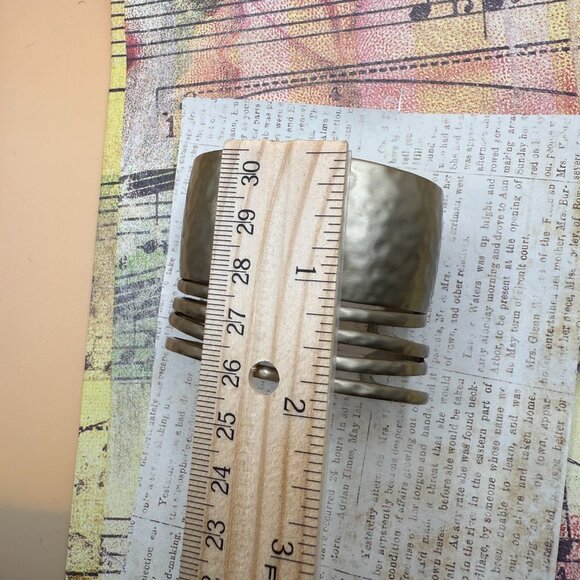 Silpada Wide Elegant Hammered Cuff Bracelet Brass Bronze Wide Designer - Picture 12 of 13